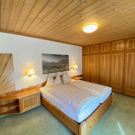 Pension Gabi Saalbach-Hinterglemm Extérieur photo