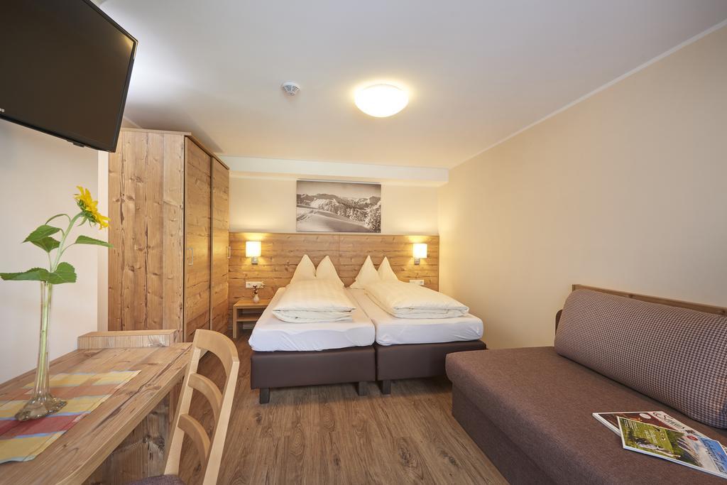 Pension Gabi Saalbach-Hinterglemm Chambre photo