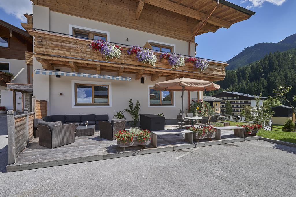 Pension Gabi Saalbach-Hinterglemm Extérieur photo